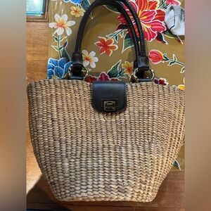 Classic PUTU woven purse